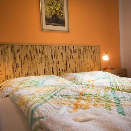 Herbenka Hotell Hustopeče Exteriör bild