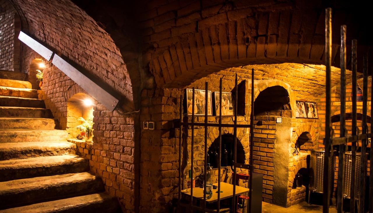 Herbenka Hotell Hustopeče Exteriör bild